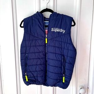 Women’s Superdry Sport Double Black Label Storm Breaker Vest. Hood Small